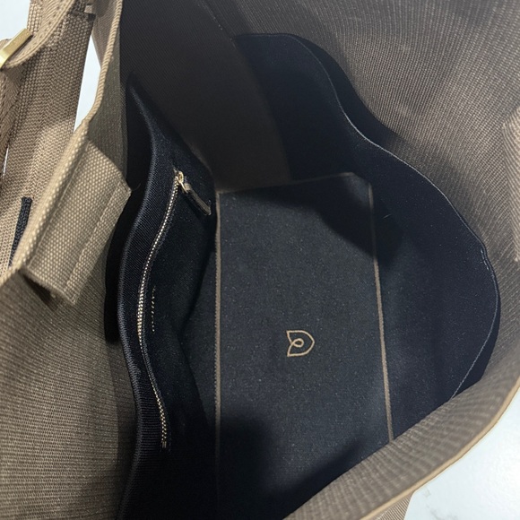 RARE Rothys Bucket Bag Brown Purse Like New - Picture 6 of 13